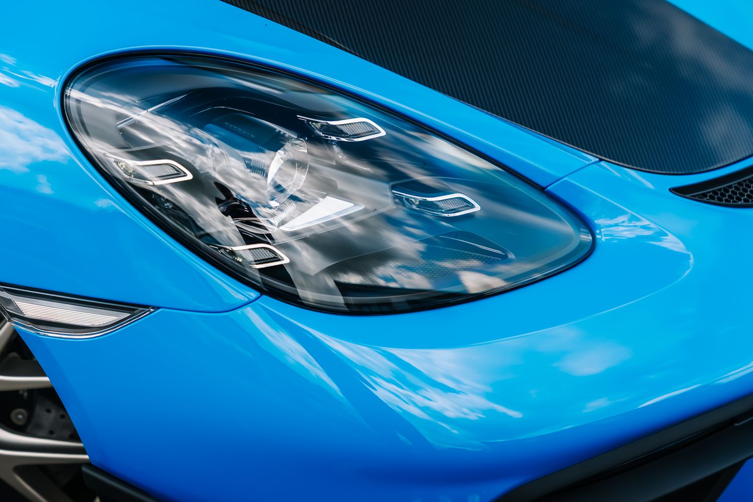 Porsche 718 Spyder RS