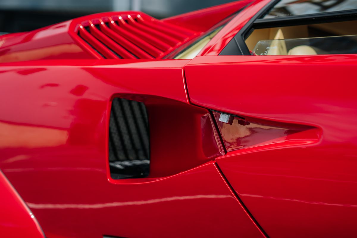 Lamborghini Countach 25th Anniversary