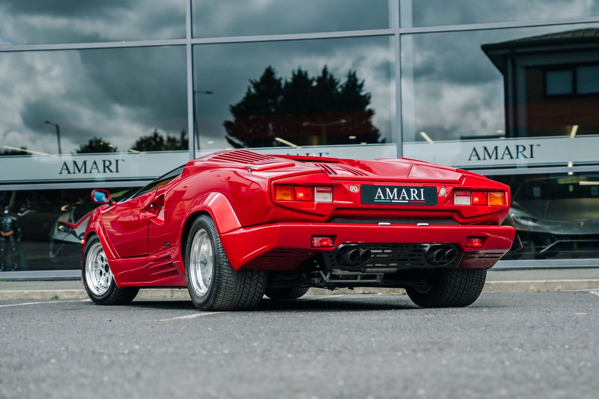 Lamborghini Countach 25th Anniversary