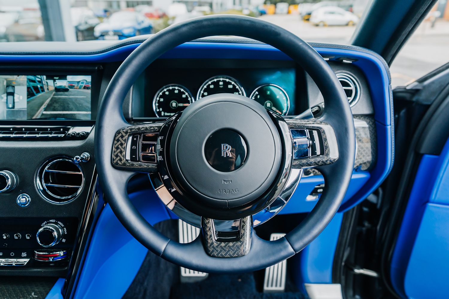 Rolls Royce Cullinan Black Badge