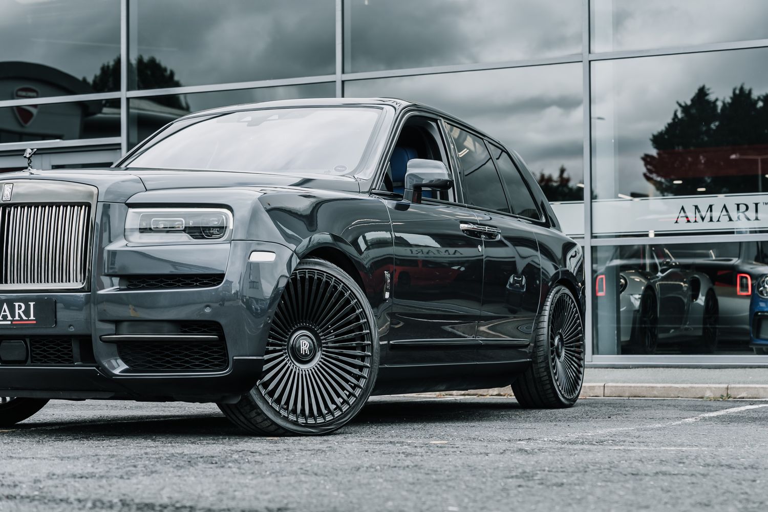 Rolls Royce Cullinan Black Badge