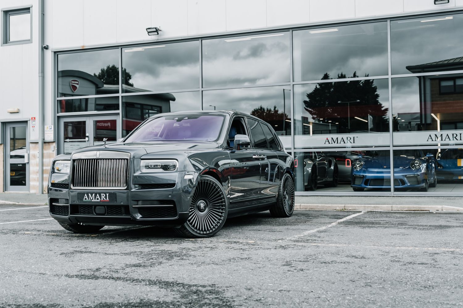 Rolls Royce Cullinan Black Badge