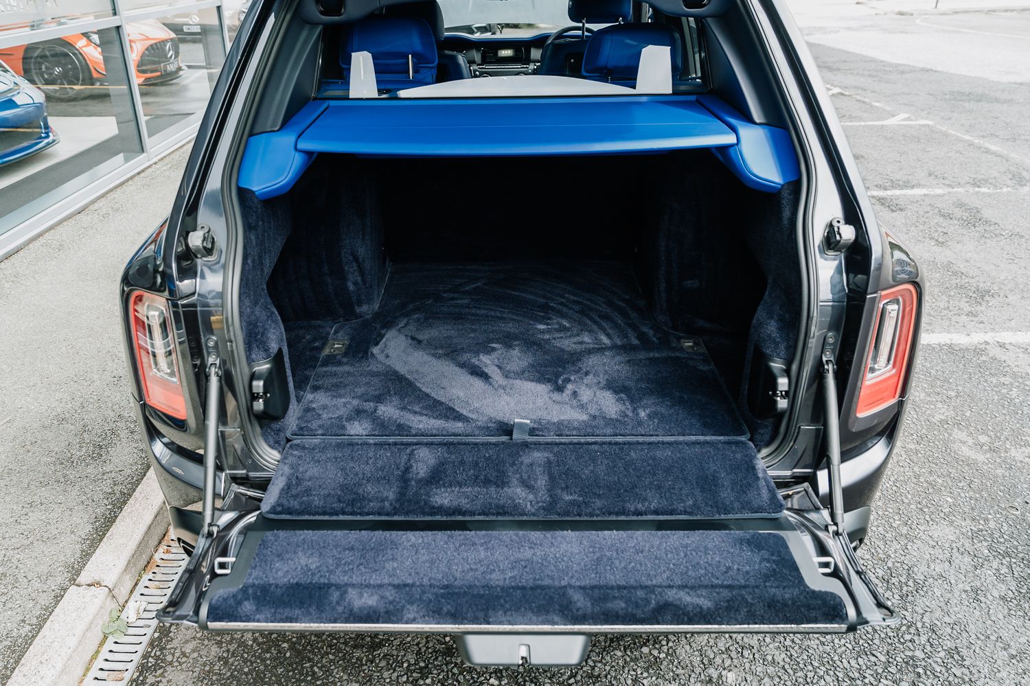 Rolls Royce Cullinan Black Badge