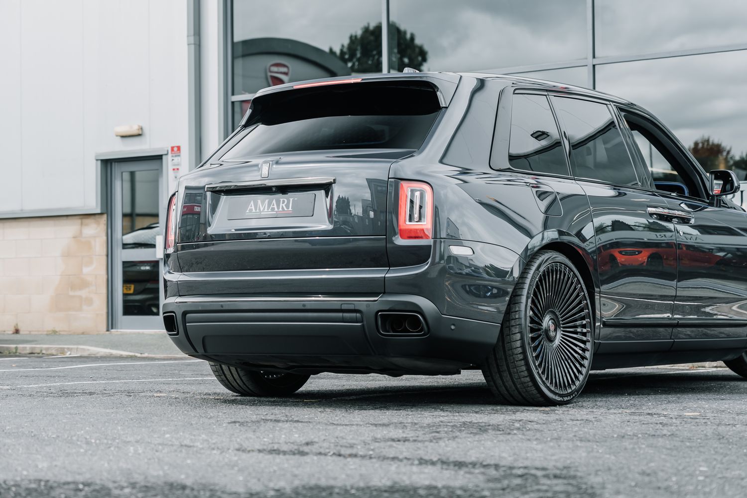 Rolls Royce Cullinan Black Badge