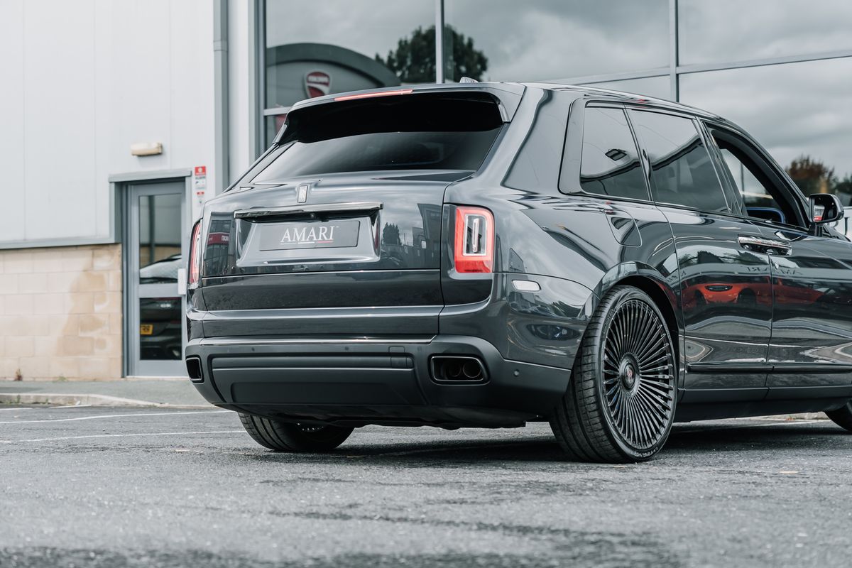 Rolls Royce Cullinan Black Badge