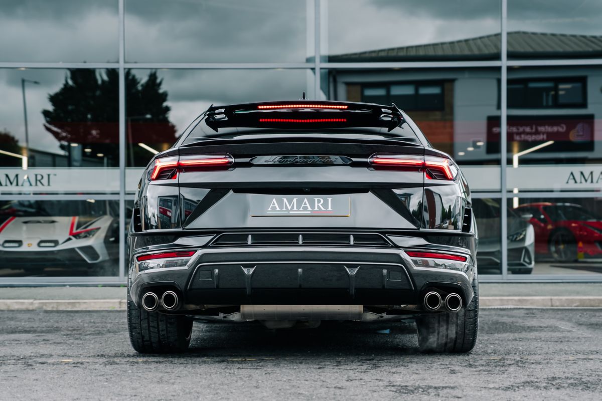 Lamborghini Urus Performante