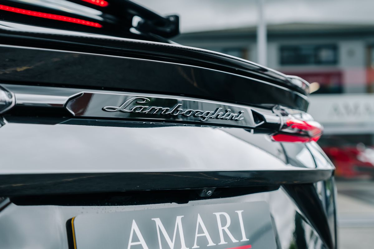 Lamborghini Urus Performante