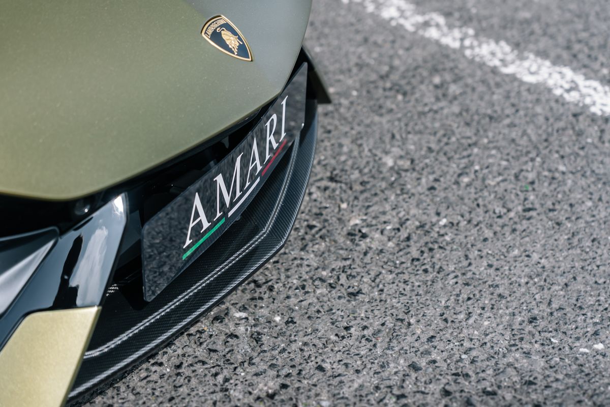Lamborghini Revuelto