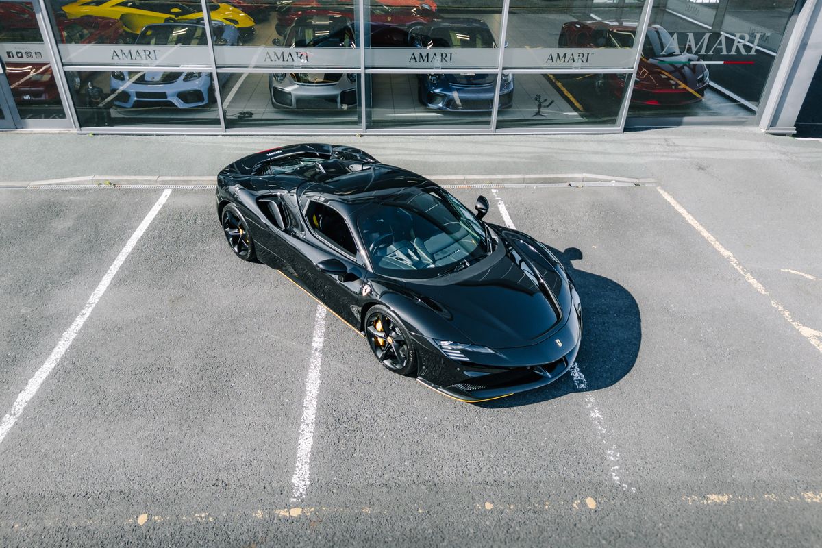 Ferrari SF90 Spider
