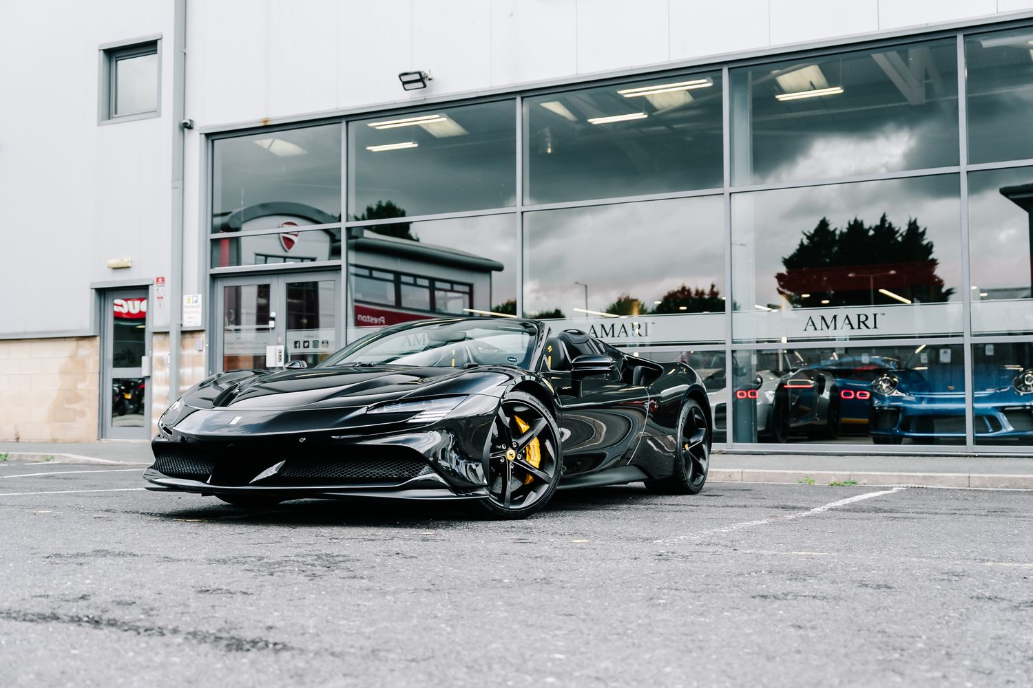Ferrari SF90 Spider