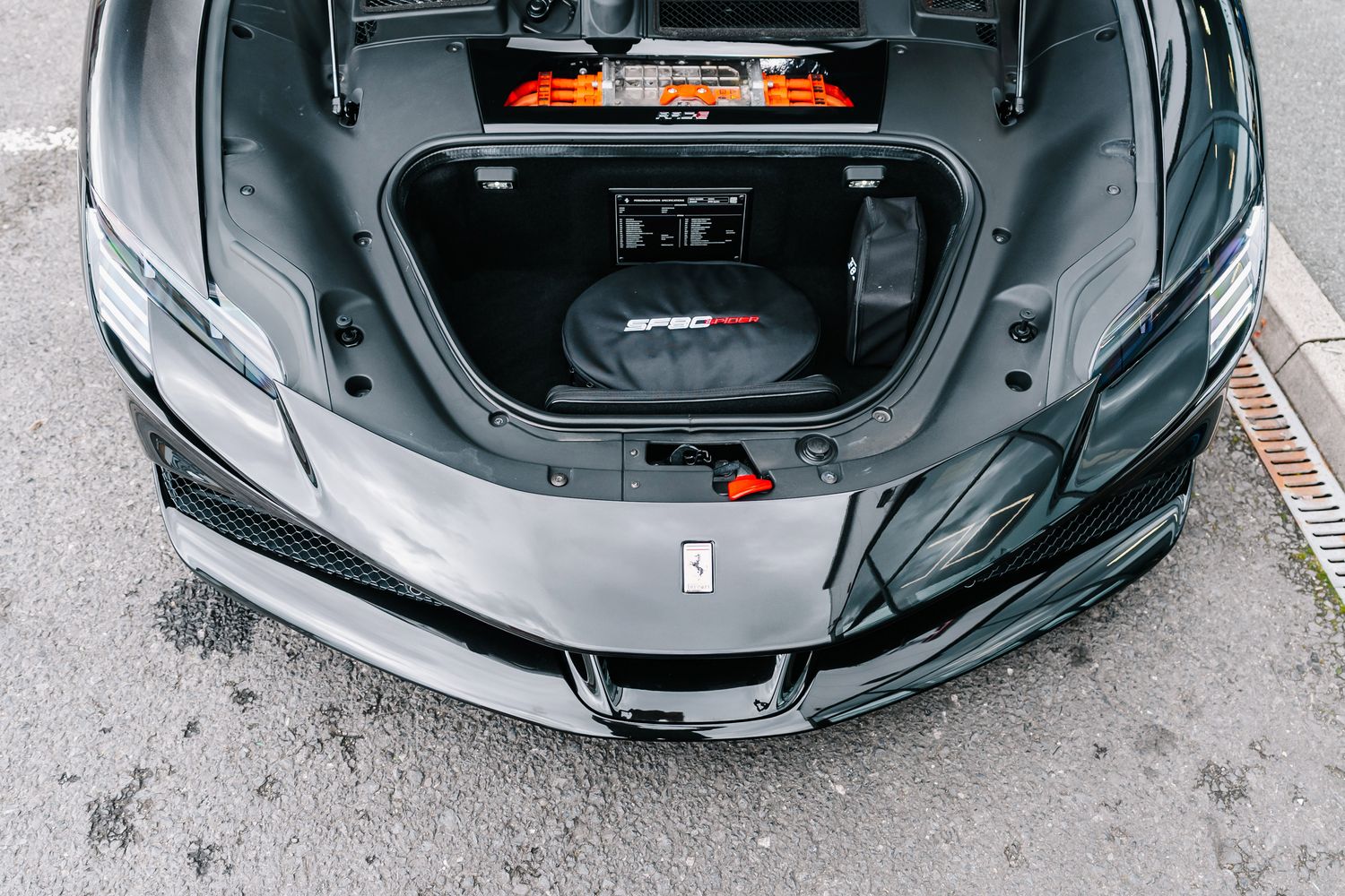 Ferrari SF90 Spider