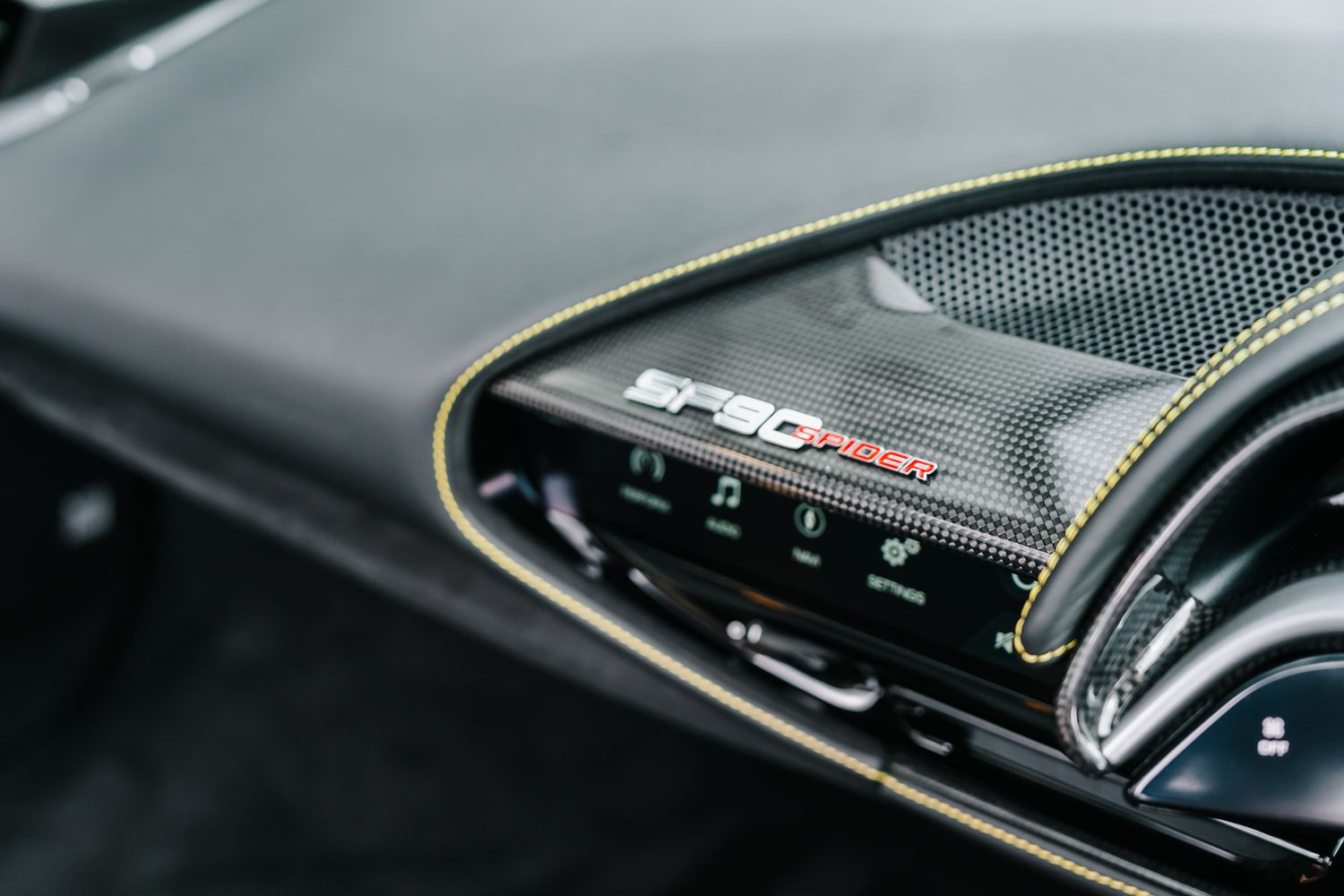 Ferrari SF90 Spider