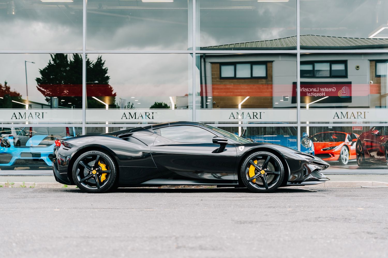Ferrari SF90 Spider
