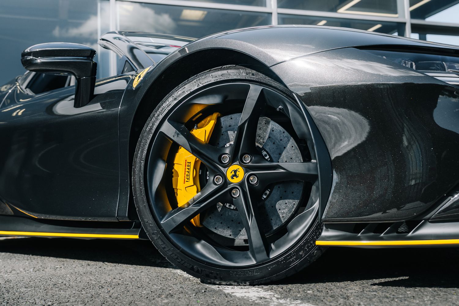 Ferrari SF90 Spider