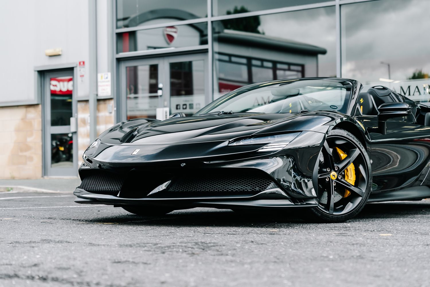 Ferrari SF90 Spider