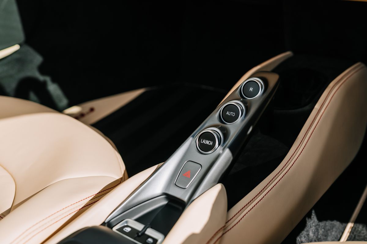 Ferrari F8 Spider