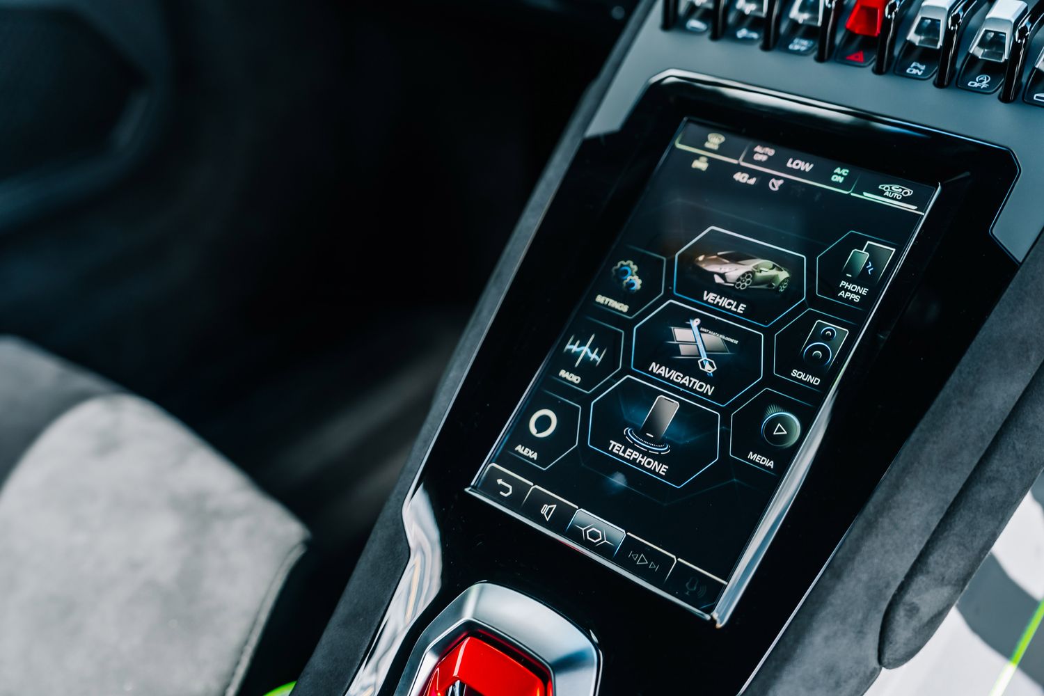 Lamborghini Huracan Tecnica LP640-2