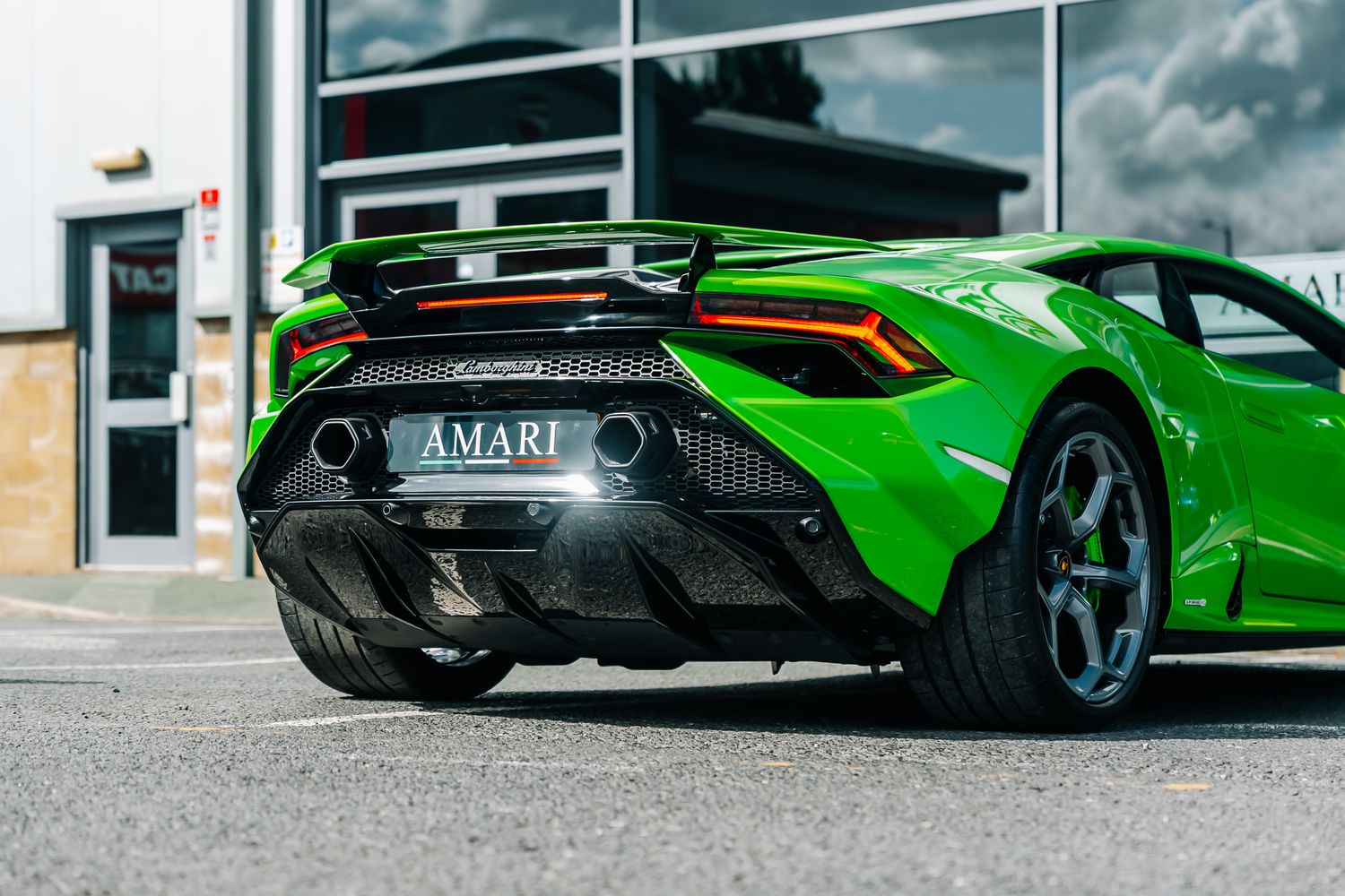 Lamborghini Huracan Tecnica LP640-2