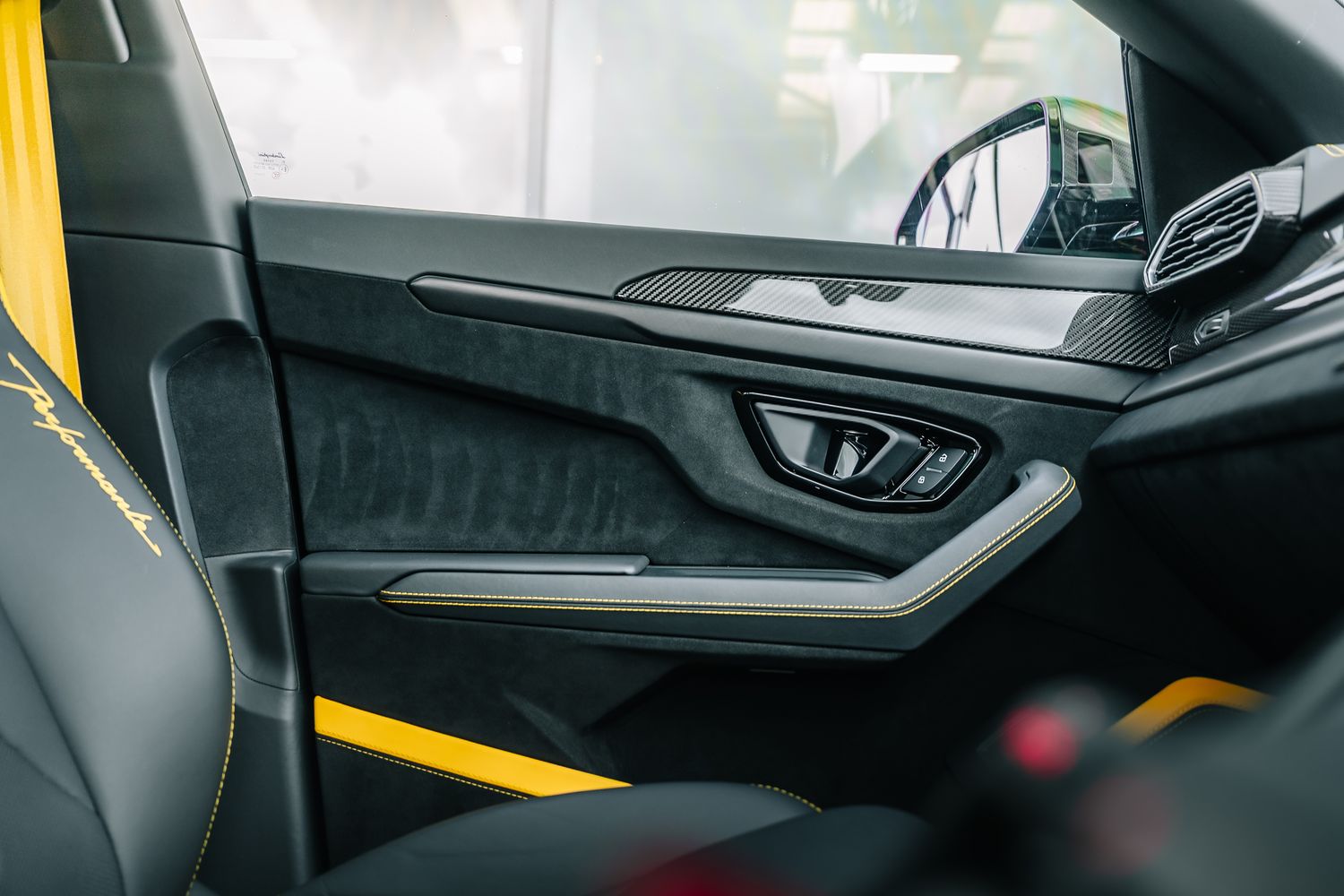 Lamborghini Urus Performante