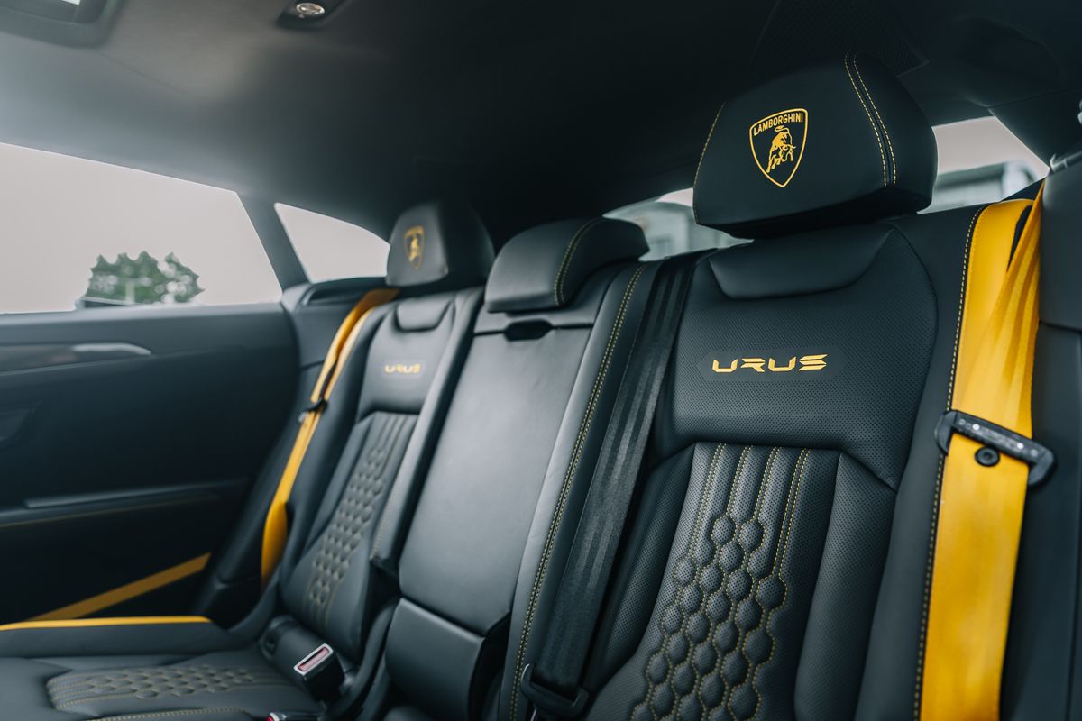 LAMBORGHINI URUS PERFORMANTE
