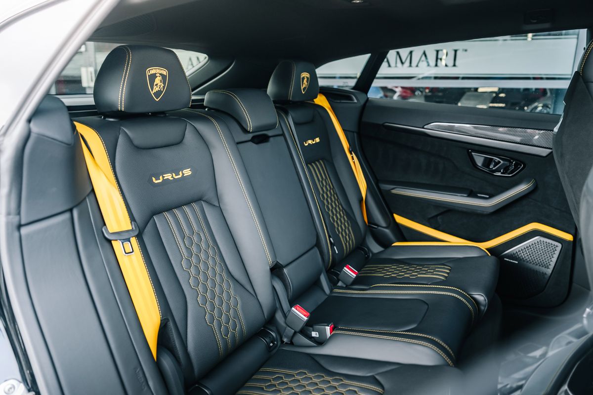 LAMBORGHINI URUS PERFORMANTE