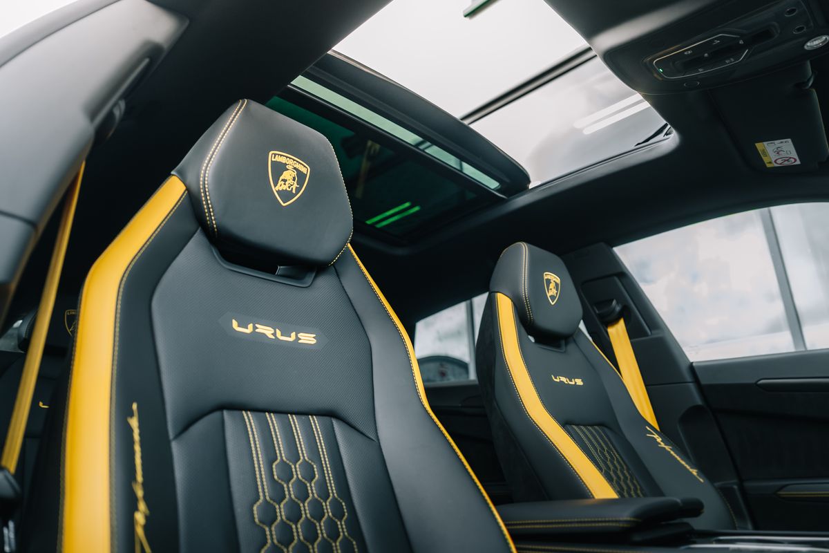 LAMBORGHINI URUS PERFORMANTE