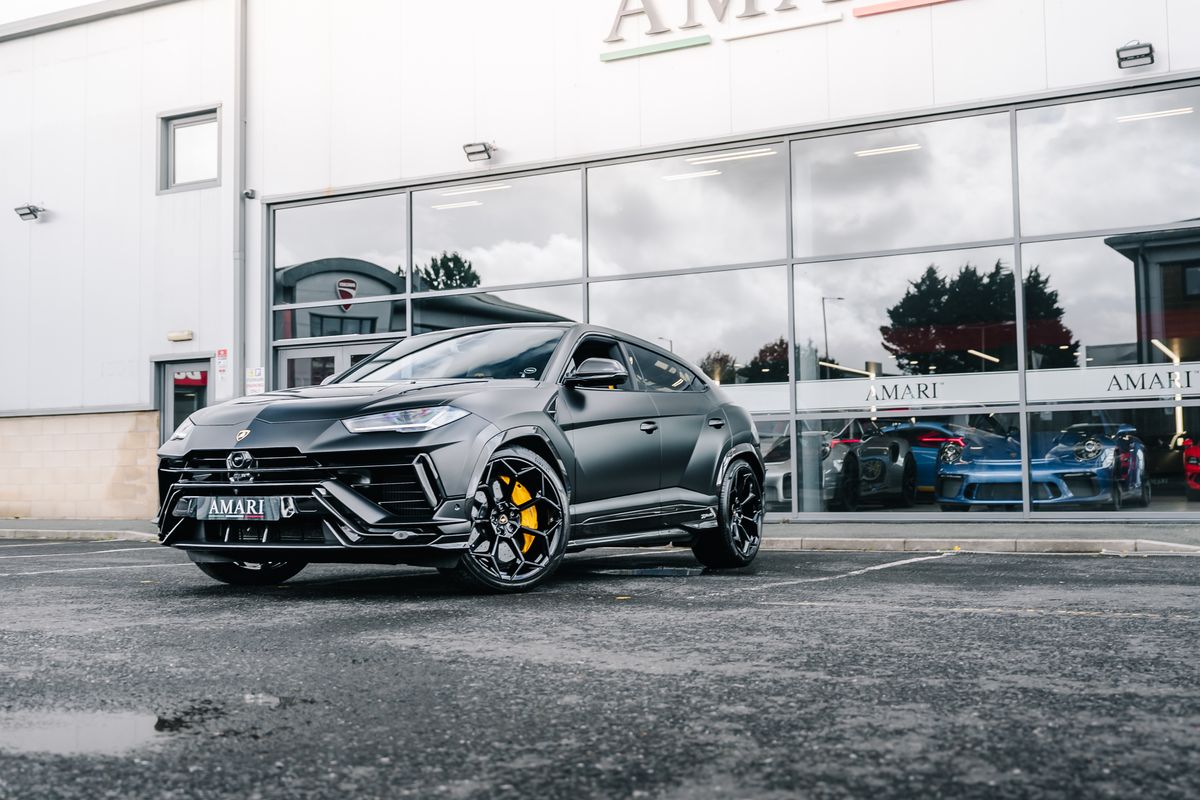 LAMBORGHINI URUS PERFORMANTE