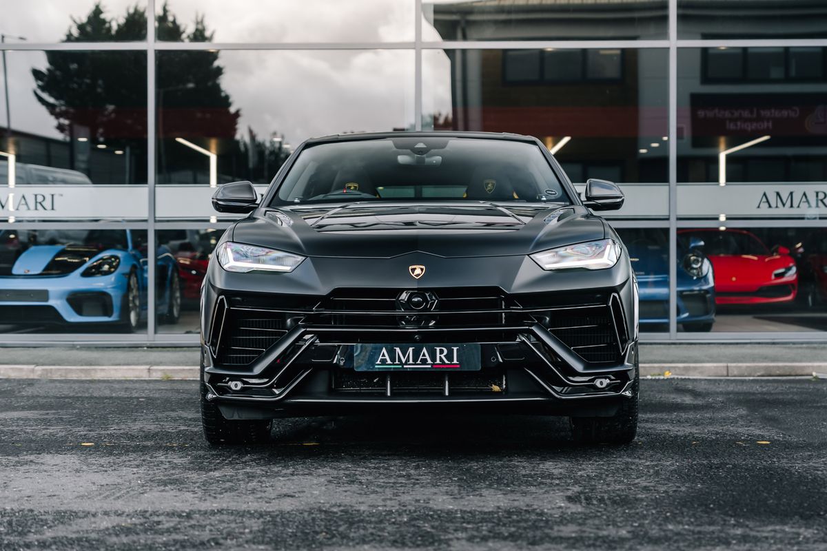 LAMBORGHINI URUS PERFORMANTE