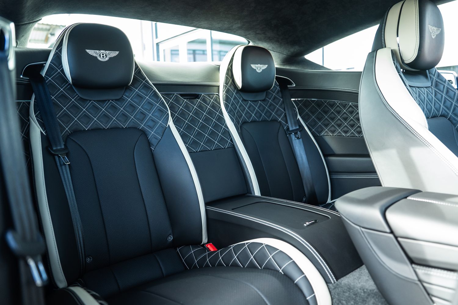 Bentley Continental GT V8