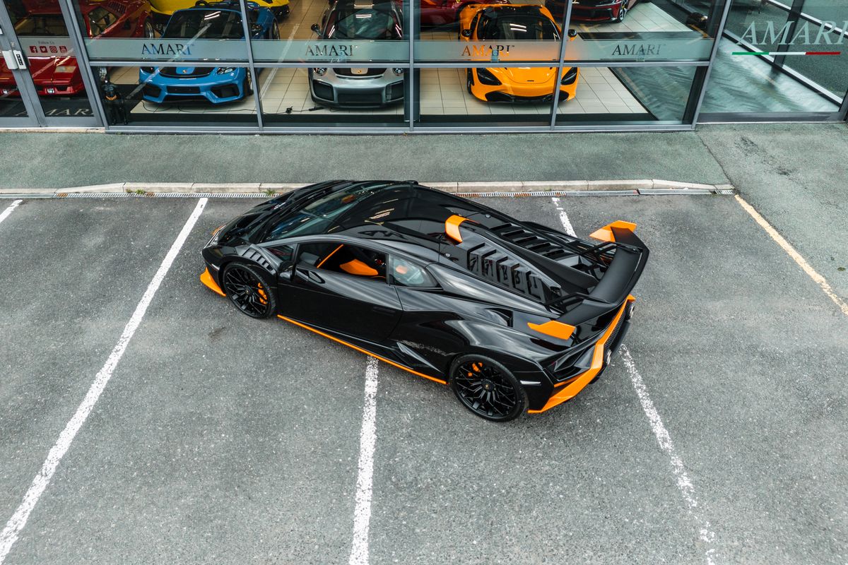 Lamborghini Huracan STO