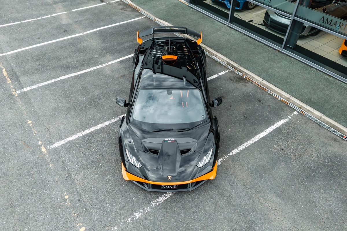 Lamborghini Huracan STO