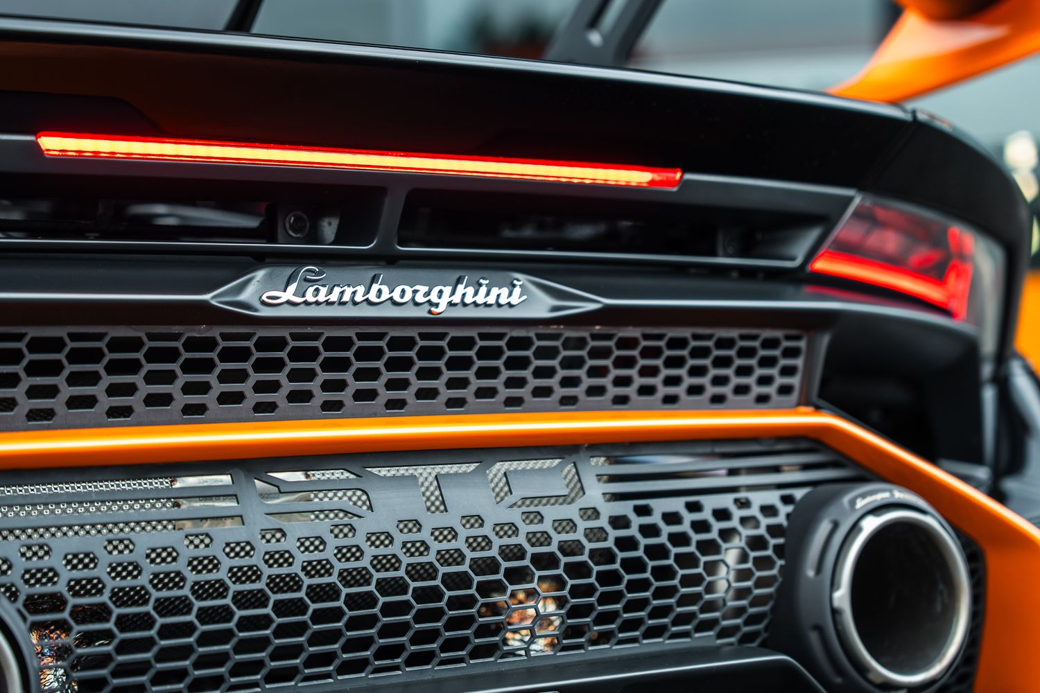 Lamborghini Huracan STO