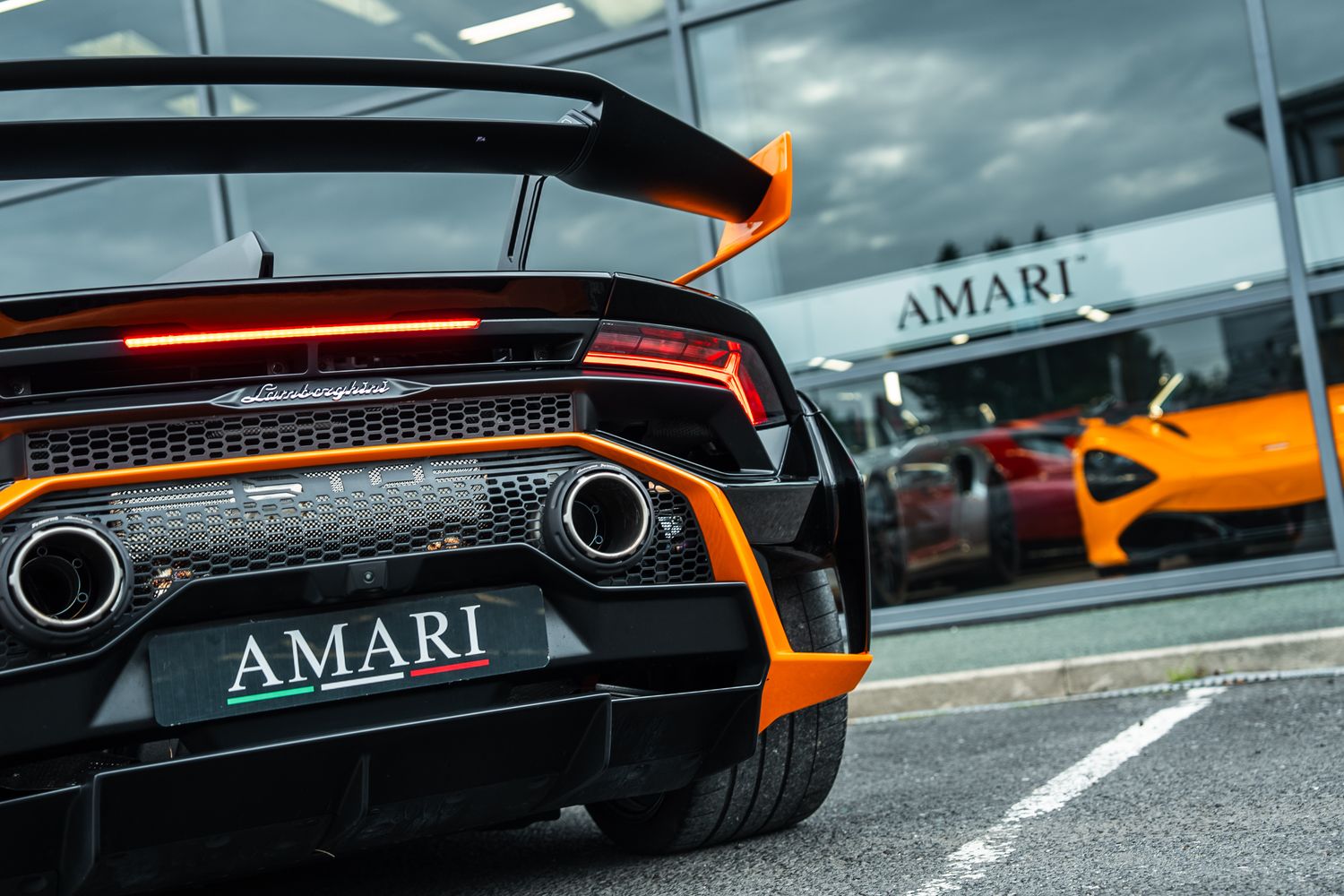 Lamborghini Huracan STO