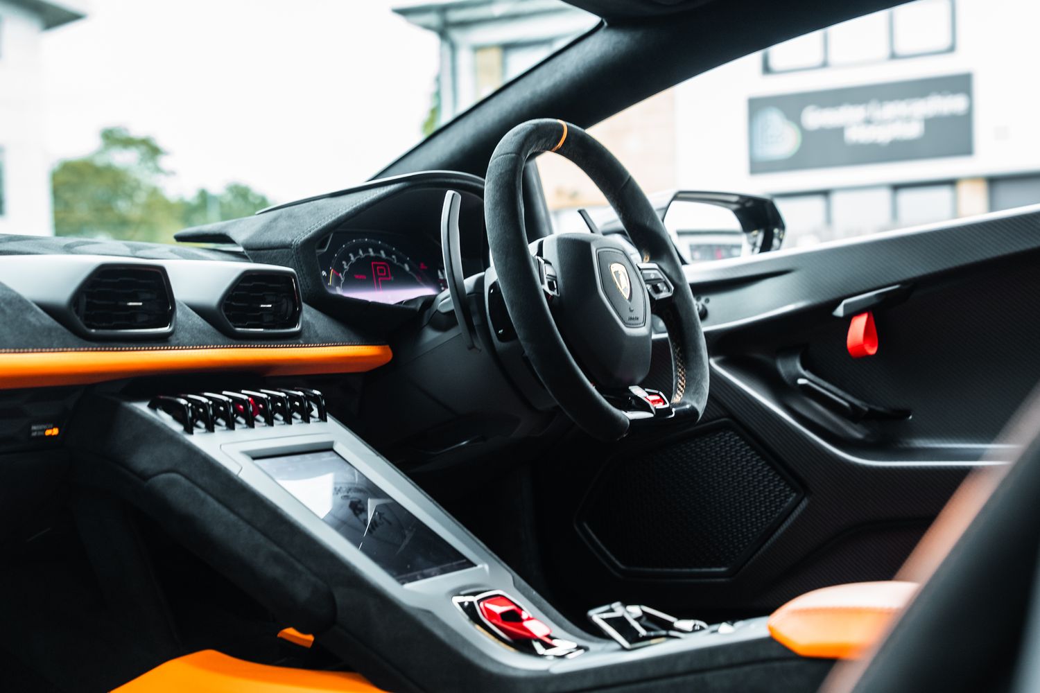 Lamborghini Huracan STO