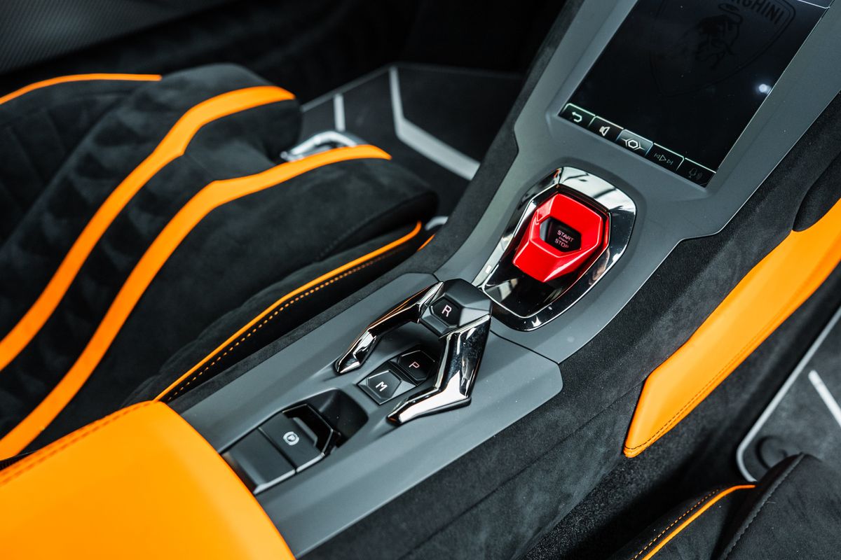 Lamborghini Huracan STO