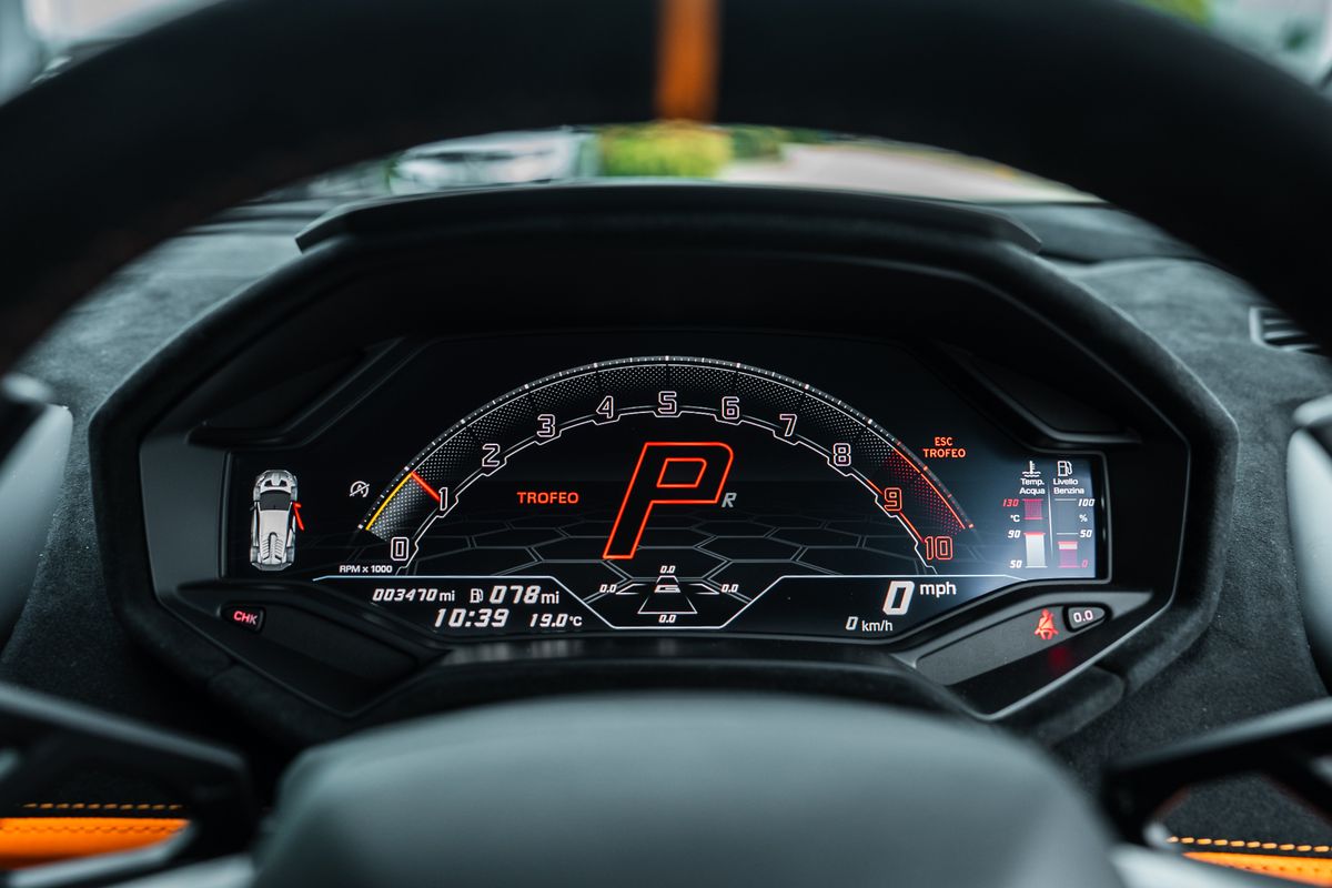 Lamborghini Huracan STO
