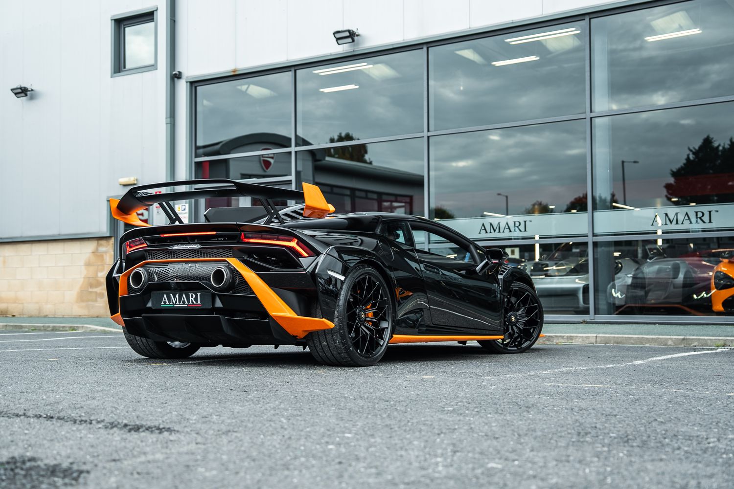 Lamborghini Huracan STO