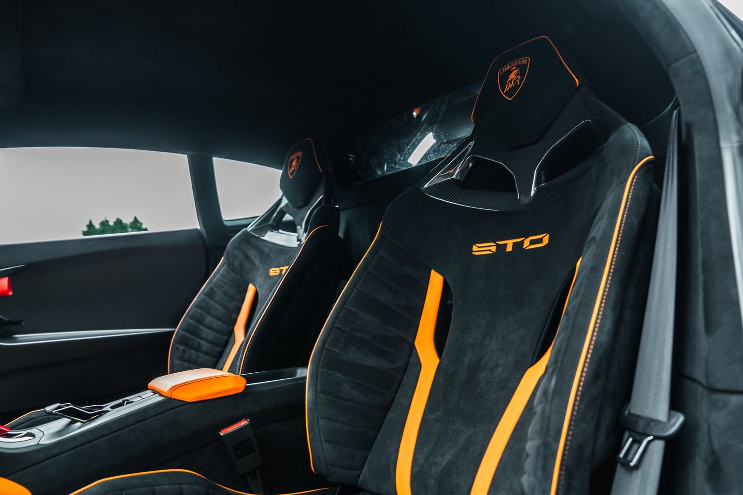Lamborghini Huracan STO
