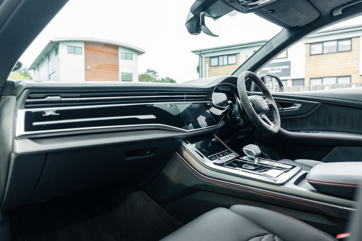 Audi RSQ8 V8 Vorsprung
