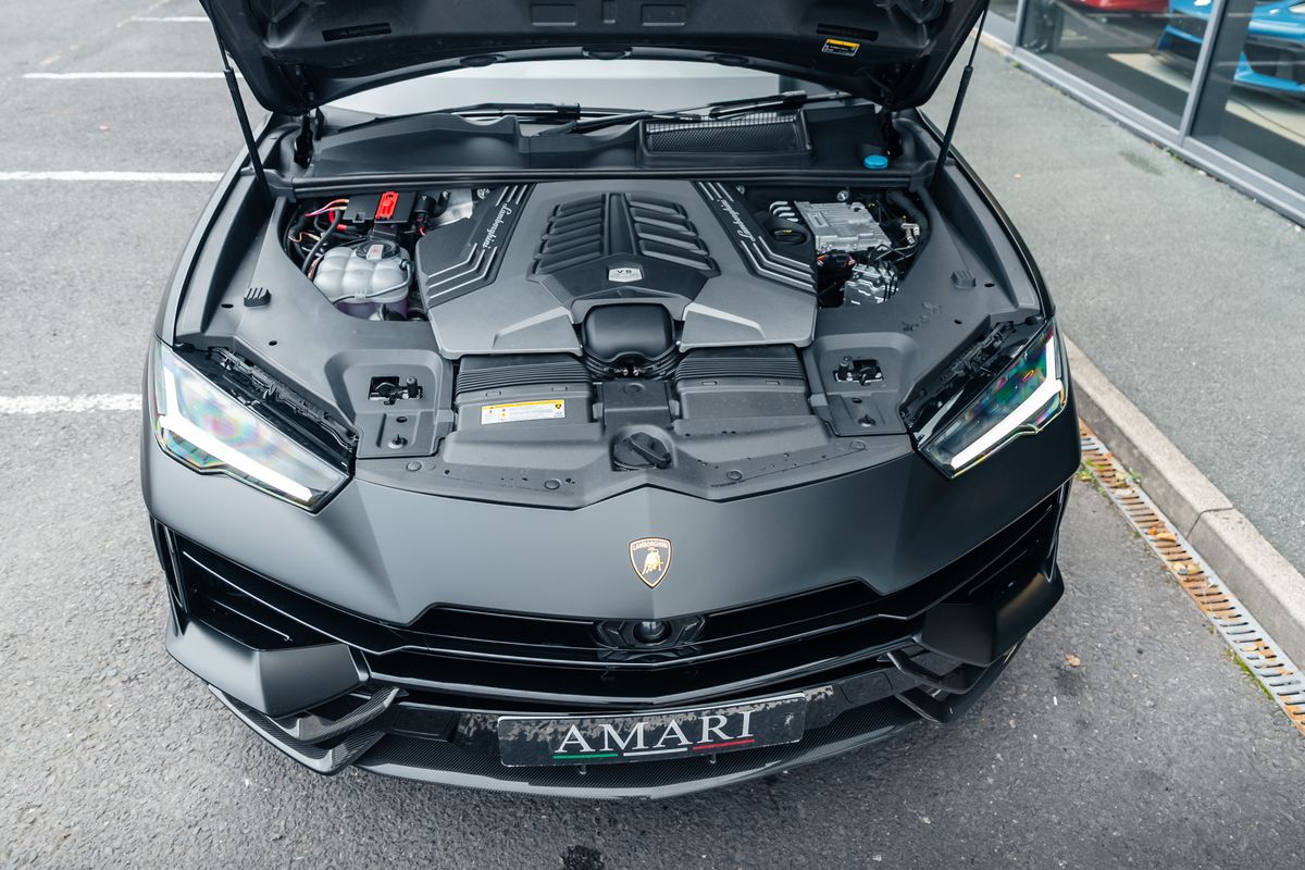Lamborghini Urus Performante
