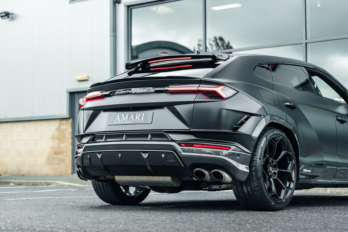 Lamborghini Urus Performante