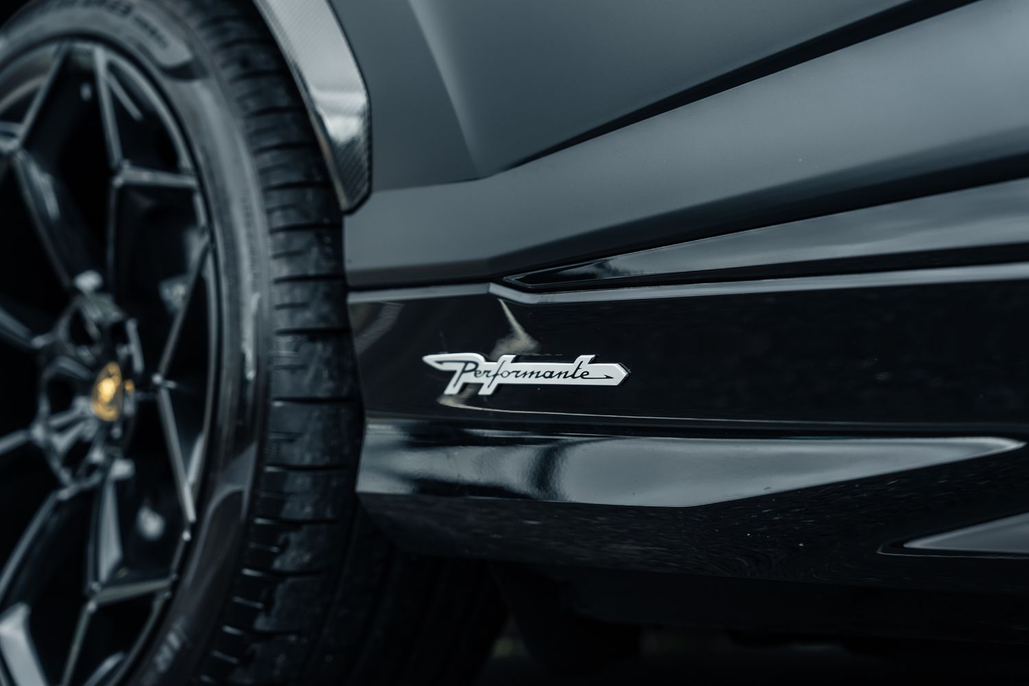 Lamborghini Urus Performante