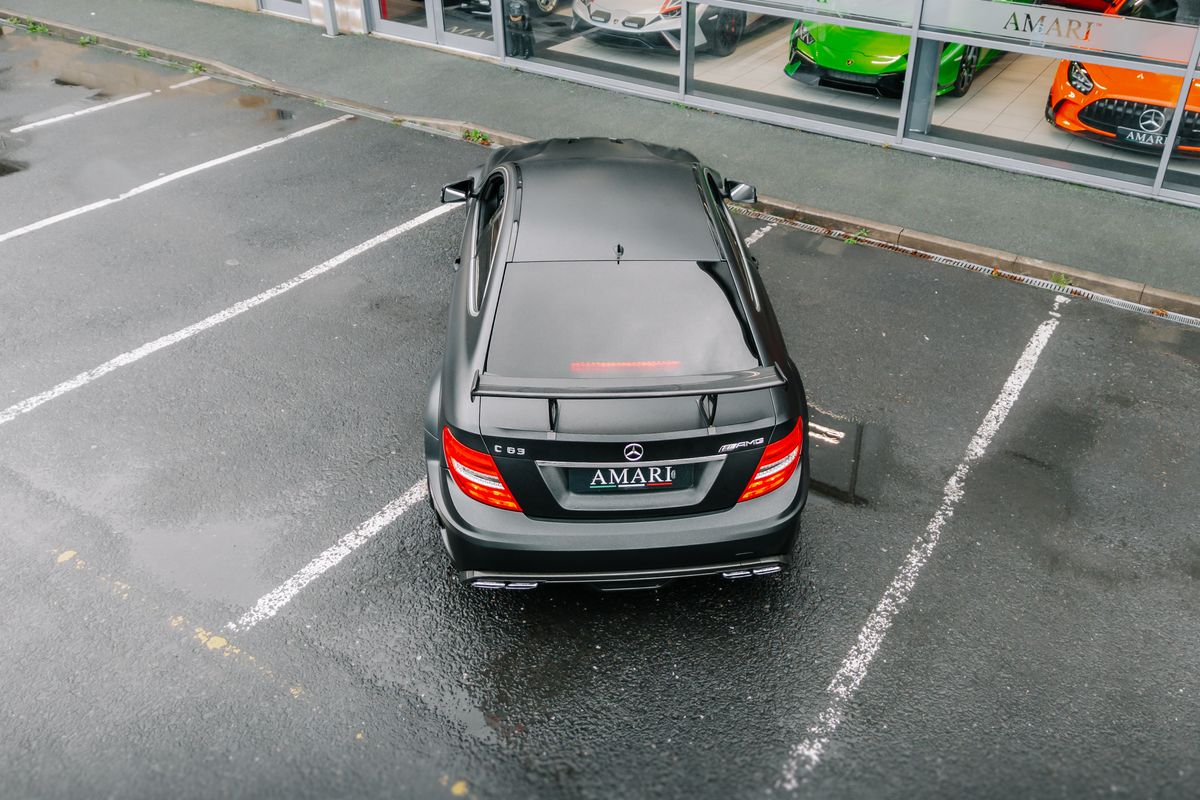 Mercedes-Benz C63 AMG Black Series