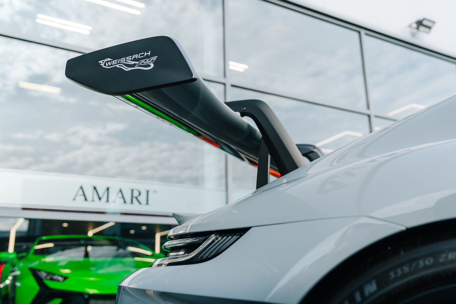 Porsche 911 992 GT3 RS Weissach