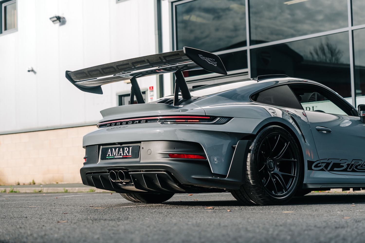 Porsche 911 992 GT3 RS Weissach