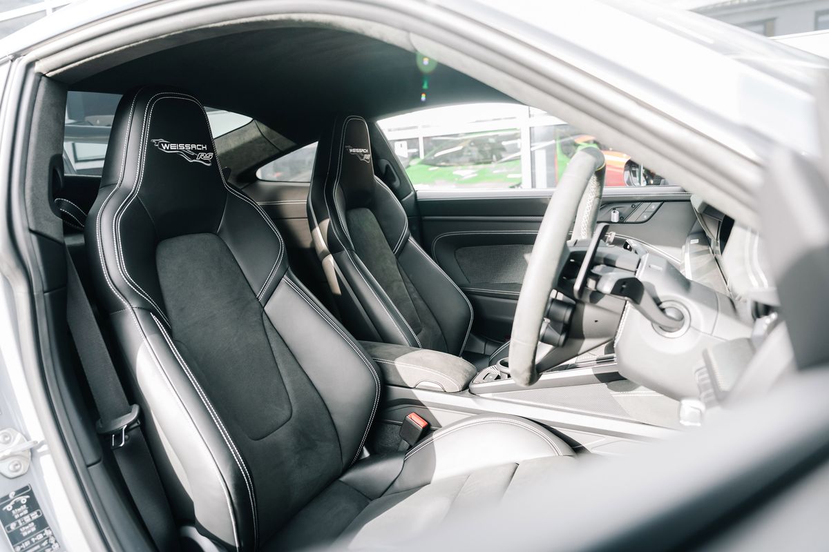 Porsche 911 992 GT3 RS Weissach