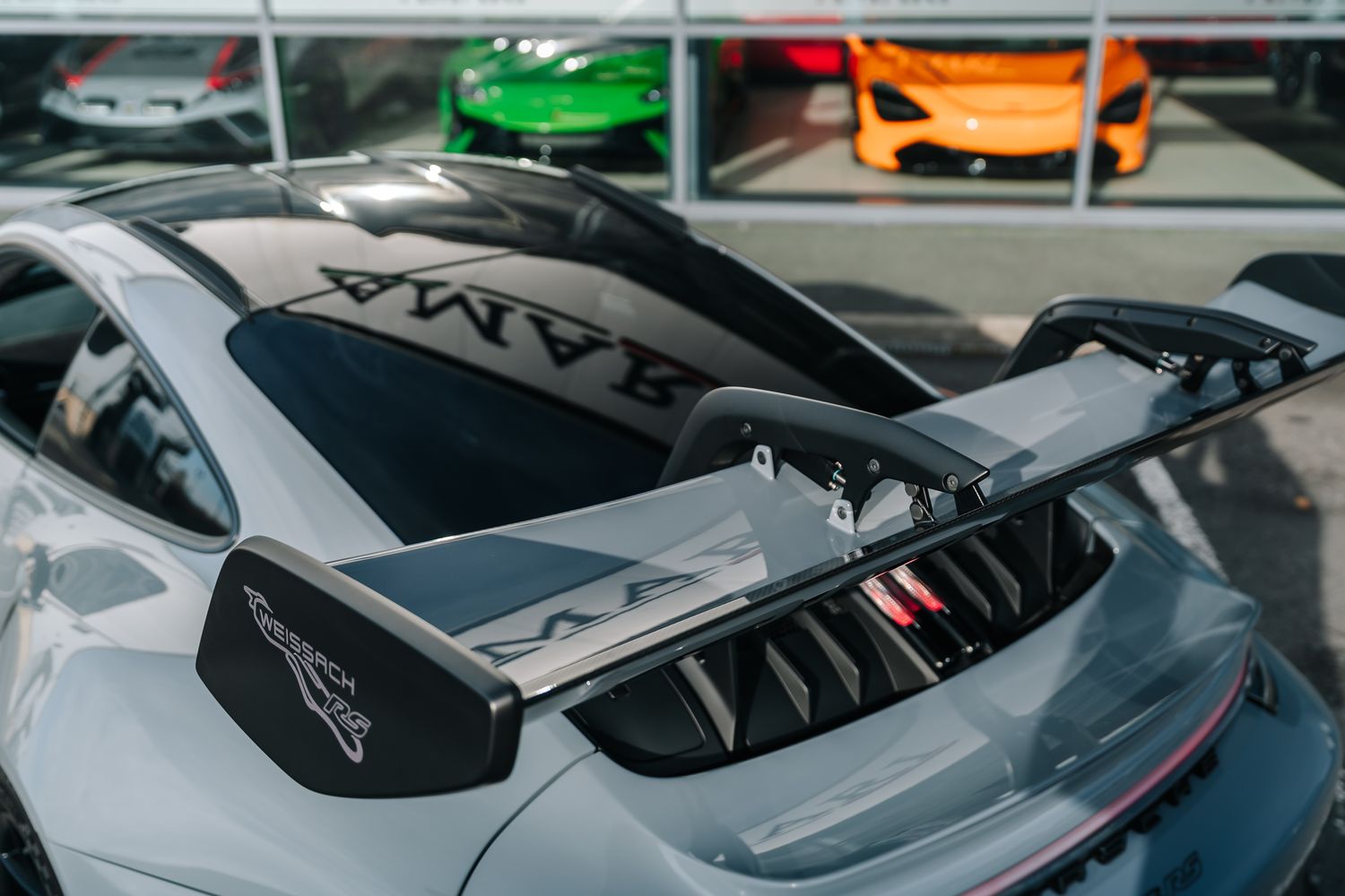 Porsche 911 992 GT3 RS Weissach