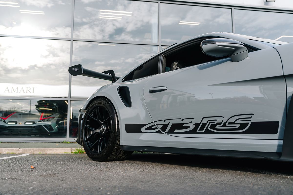 Porsche 911 992 GT3 RS Weissach