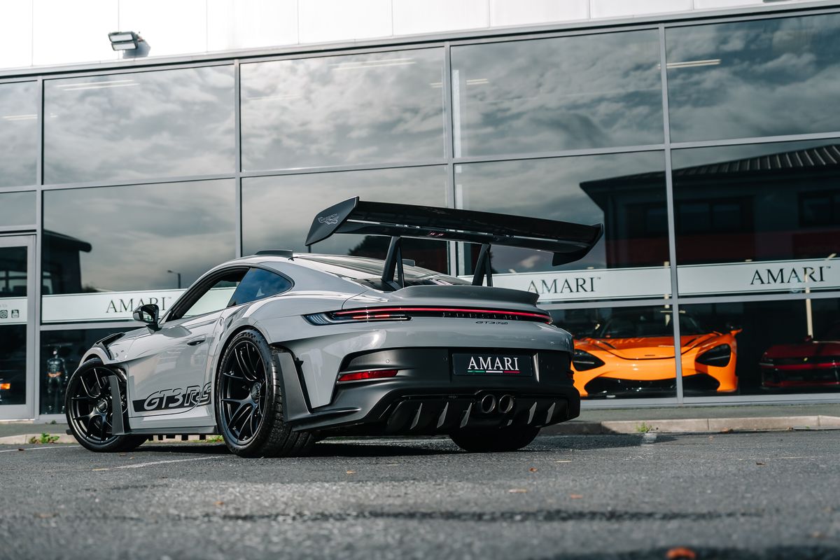 Porsche 911 992 GT3 RS Weissach
