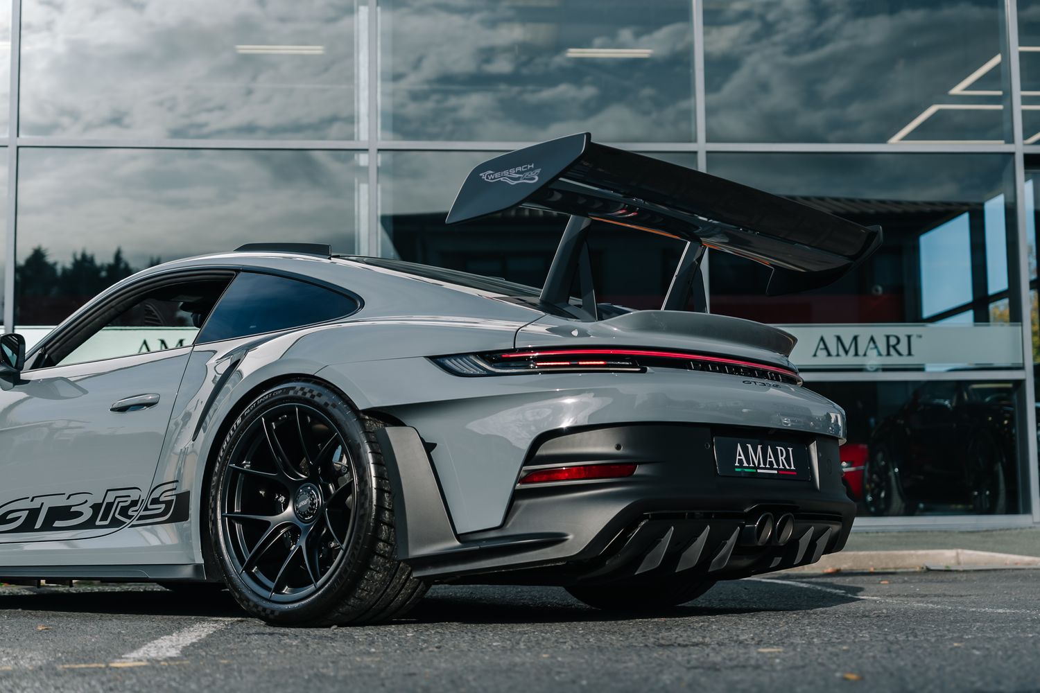 Porsche 911 992 GT3 RS Weissach